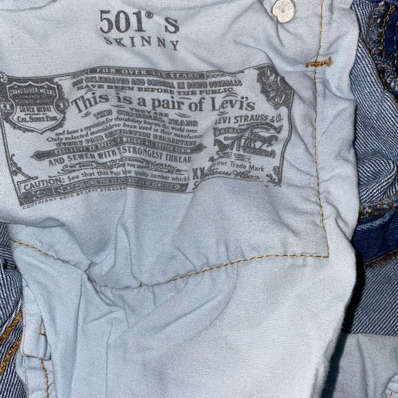 Levi’s 501 Skinny Jeans - Picture 6 of 10